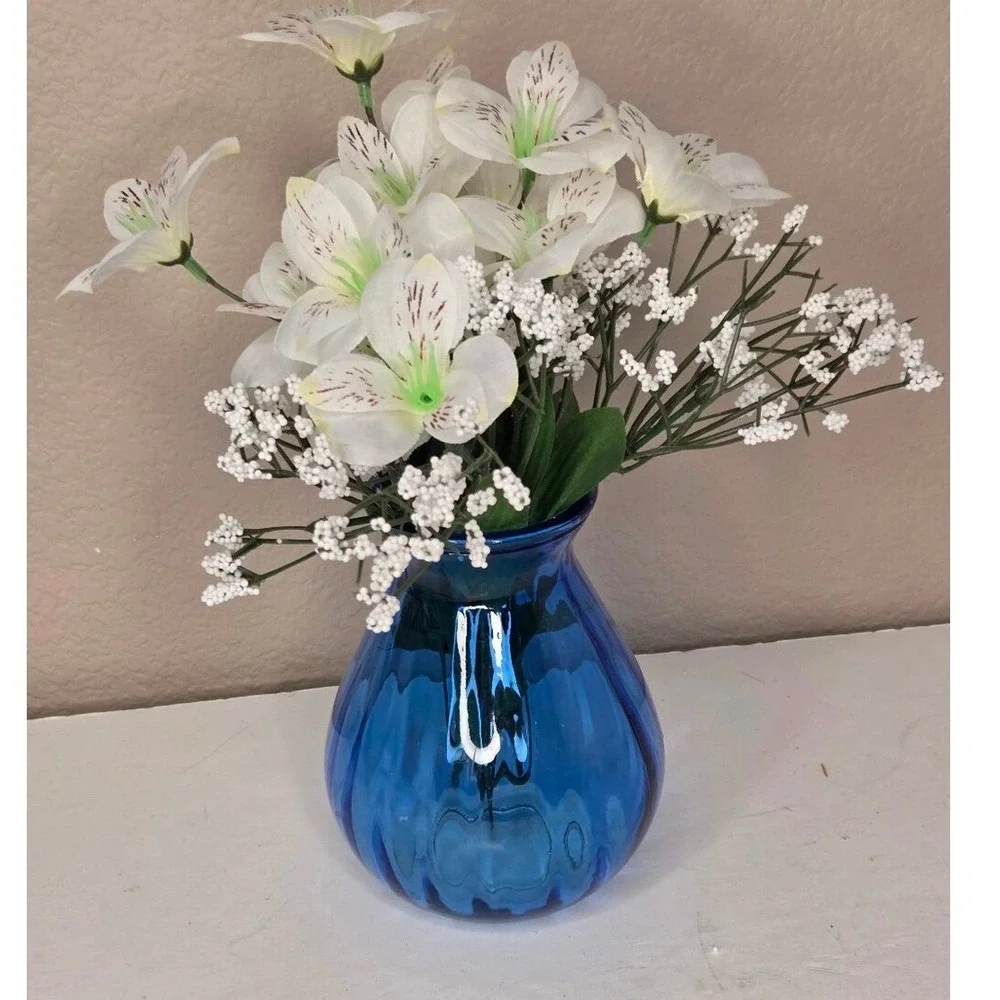 Blue Glass‎ Bud Vase with White Floral Arrangement